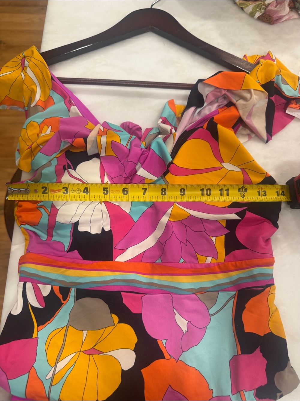 California Cool Trina Turk Vibrant Floral Ruffle One-Piece Resort wear 6/8 - Picture 7 of 10